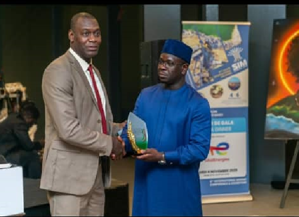 Salon International des Mines: Noga Mine fait bonne mine et est primée.